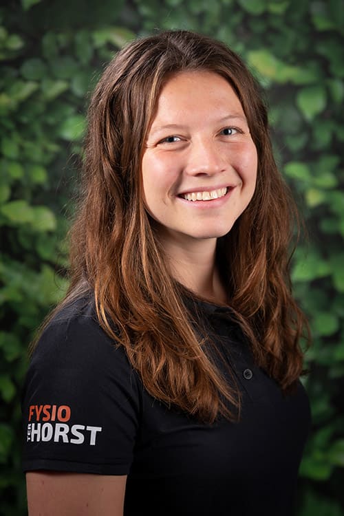 Teamlid van Fysio Ter Horst in bedrijfspolo.