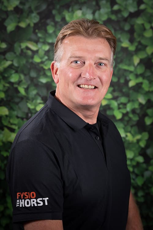 Teamlid van Fysio Ter Horst in bedrijfspolo.